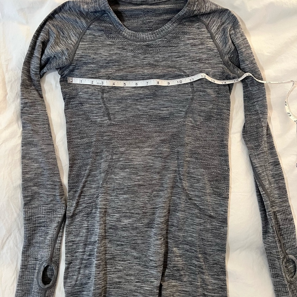 lululemon athletica swiftly Long Sleeve Top